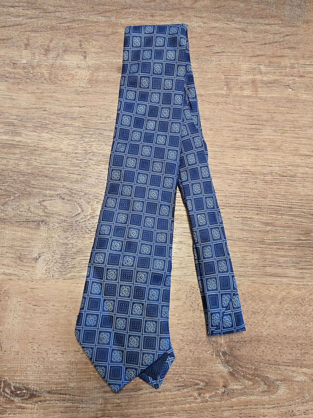 3/$35 Cremieux Men's Blue Patterned Silk Tie Geometric Design Made In USA
